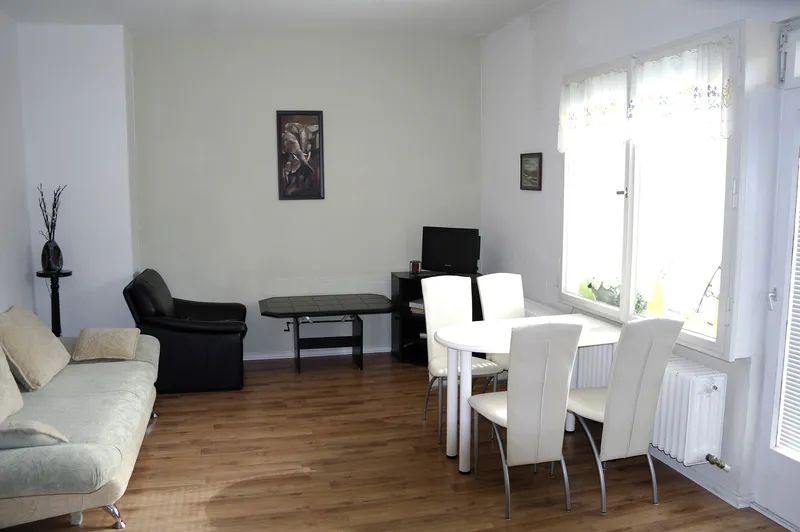 Wohnen mit Charakter: Einzimmerwohnung in Steglitz — photo 1